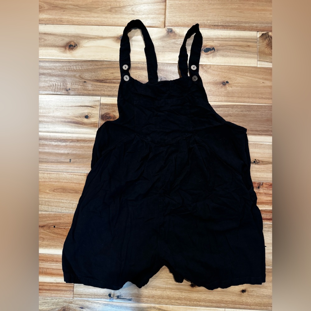 Black Women's Short Overalls Jumpsuit